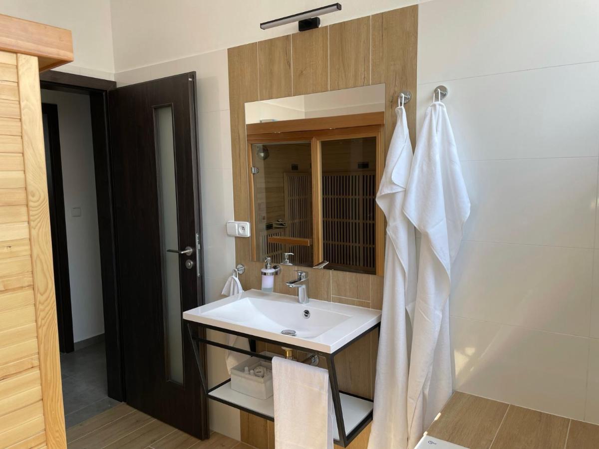 Apartman D5 Nova Pec Exterior photo